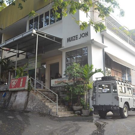 Huize Jon Hostel マラン エクステリア 写真